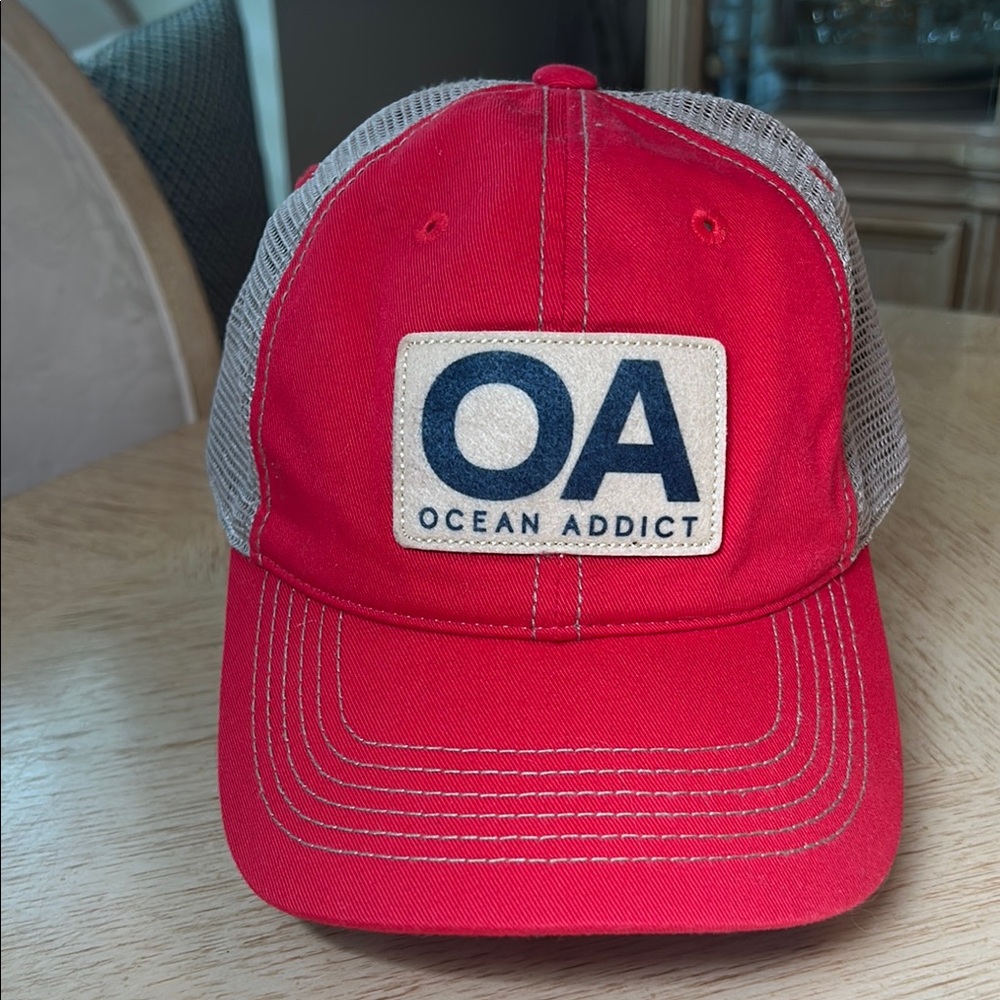 Ocean Addict Hat